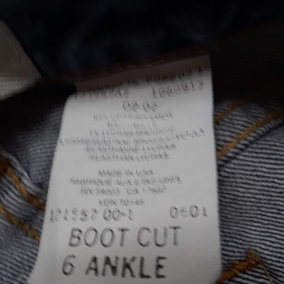 Gap Boot Cut Jeans - Picture 3 of 3